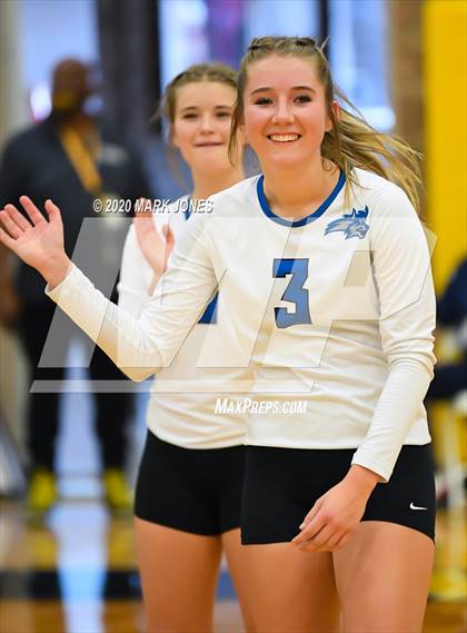 Thumbnail 3 in Valley Christian @ Snowflake (AIA 3A Semifinal) photogallery.