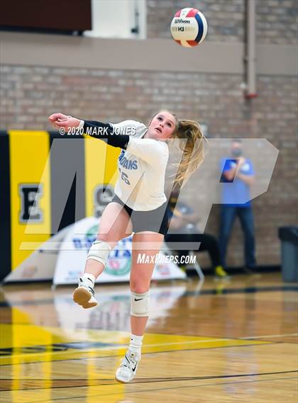 Thumbnail 3 in Valley Christian @ Snowflake (AIA 3A Semifinal) photogallery.