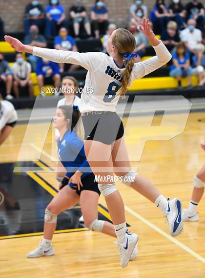 Thumbnail 3 in Valley Christian @ Snowflake (AIA 3A Semifinal) photogallery.