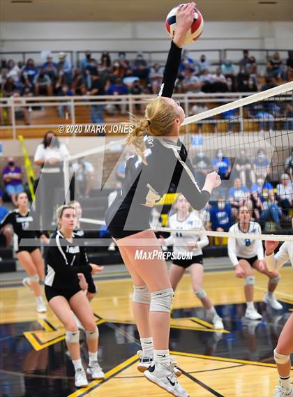 Thumbnail 1 in Valley Christian @ Snowflake (AIA 3A Semifinal) photogallery.