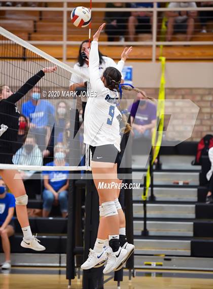 Thumbnail 1 in Valley Christian @ Snowflake (AIA 3A Semifinal) photogallery.