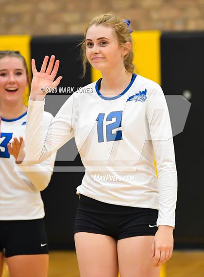 Thumbnail 2 in Valley Christian @ Snowflake (AIA 3A Semifinal) photogallery.