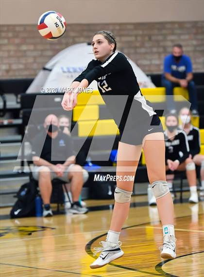 Thumbnail 3 in Valley Christian @ Snowflake (AIA 3A Semifinal) photogallery.