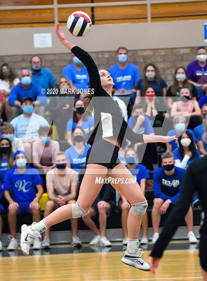 Thumbnail 2 in Valley Christian @ Snowflake (AIA 3A Semifinal) photogallery.
