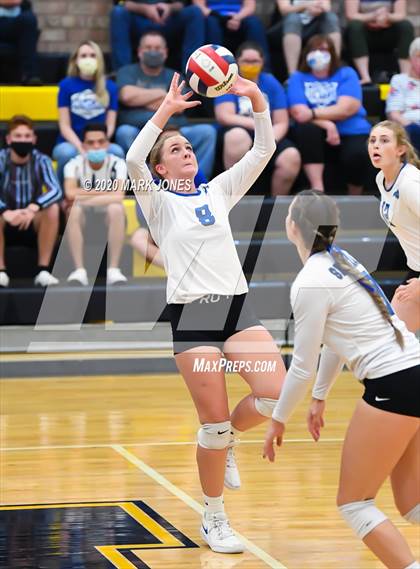 Thumbnail 3 in Valley Christian @ Snowflake (AIA 3A Semifinal) photogallery.