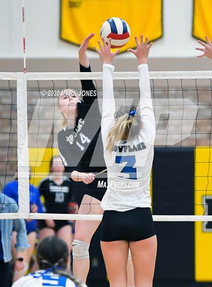 Thumbnail 3 in Valley Christian @ Snowflake (AIA 3A Semifinal) photogallery.