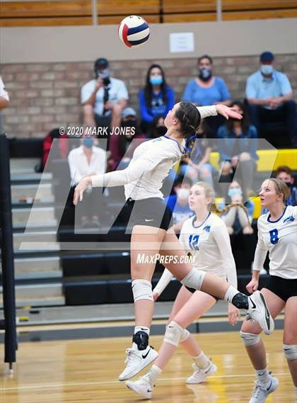 Thumbnail 3 in Valley Christian @ Snowflake (AIA 3A Semifinal) photogallery.
