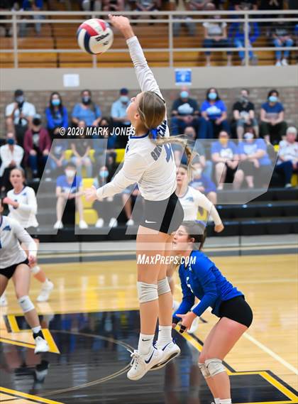 Thumbnail 1 in Valley Christian @ Snowflake (AIA 3A Semifinal) photogallery.