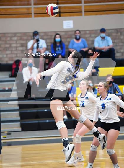 Thumbnail 2 in Valley Christian @ Snowflake (AIA 3A Semifinal) photogallery.