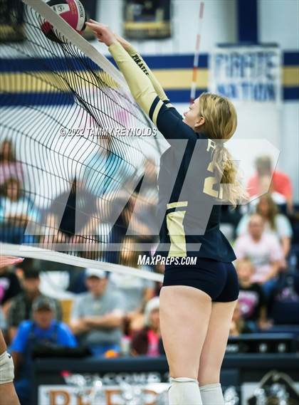 Thumbnail 3 in Graford @ Perrin-Whitt photogallery.