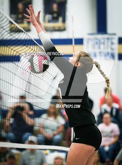 Thumbnail 1 in Graford @ Perrin-Whitt photogallery.