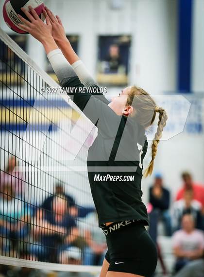 Thumbnail 3 in Graford @ Perrin-Whitt photogallery.