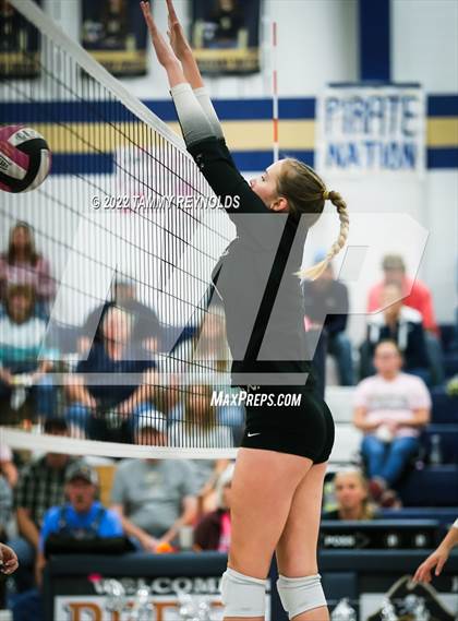 Thumbnail 1 in Graford @ Perrin-Whitt photogallery.