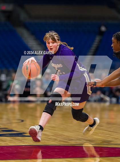 Thumbnail 3 in La Vega vs. Canyon (UIL 4A Basketball Final) photogallery.