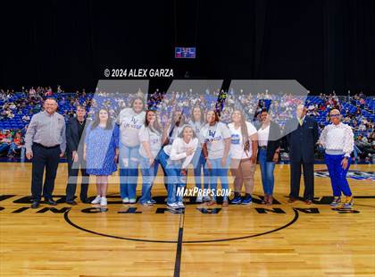 Thumbnail 3 in La Vega vs. Canyon (UIL 4A Basketball Final) photogallery.