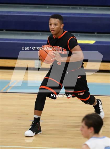 Thumbnail 1 in Hayfield @ Yorktown photogallery.