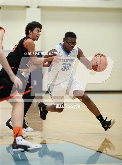 Thumbnail 1 in Hayfield @ Yorktown photogallery.