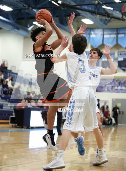 Thumbnail 2 in Hayfield @ Yorktown photogallery.