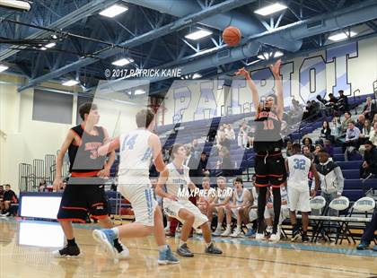 Thumbnail 3 in Hayfield @ Yorktown photogallery.