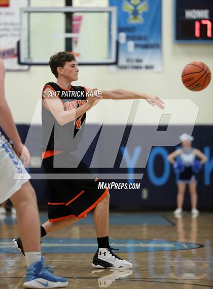 Thumbnail 2 in Hayfield @ Yorktown photogallery.