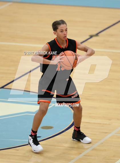 Thumbnail 3 in Hayfield @ Yorktown photogallery.