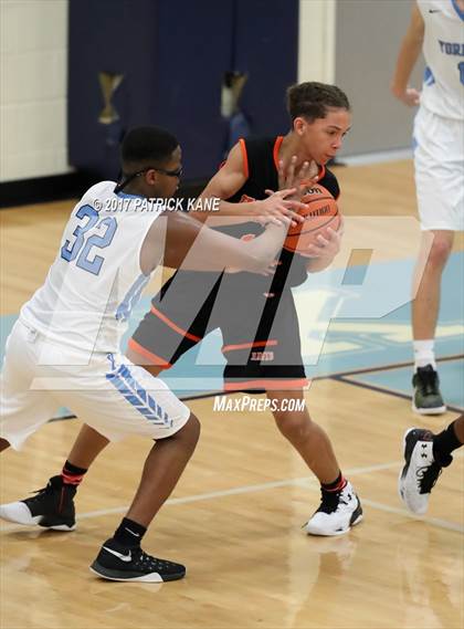 Thumbnail 2 in Hayfield @ Yorktown photogallery.