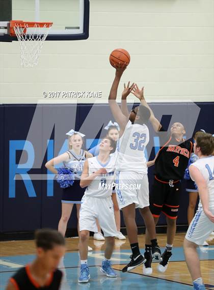 Thumbnail 2 in JV: Hayfield @ Yorktown photogallery.