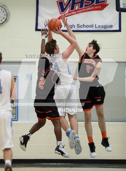 Thumbnail 2 in Hayfield @ Yorktown photogallery.