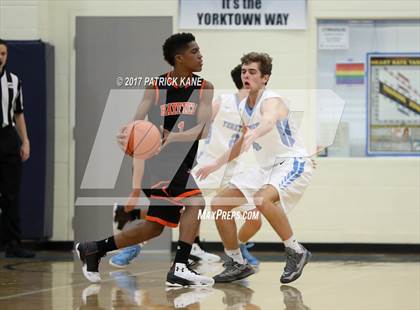 Thumbnail 1 in Hayfield @ Yorktown photogallery.
