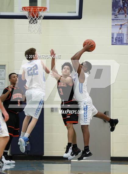 Thumbnail 1 in Hayfield @ Yorktown photogallery.