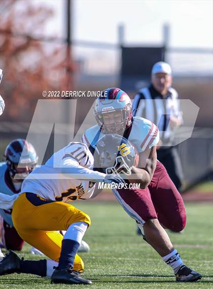 Thumbnail 3 in Xavier vs. Mt. St. Michael Academy (NYCHSFL AA2 Final) photogallery.