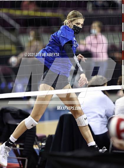 Thumbnail 1 in Eaton vs Resurrection Christian (CHSAA 3A 1st Round) photogallery.