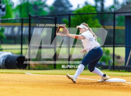 Thumbnail 1 in Southeast Raleigh @ Willow Spring photogallery.