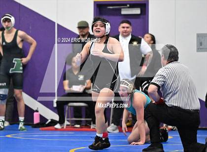 Thumbnail 1 in CIF SDS Masters Tournament photogallery.
