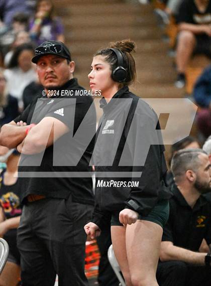 Thumbnail 3 in CIF SDS Masters Tournament photogallery.