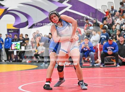 Thumbnail 2 in CIF SDS Masters Tournament photogallery.