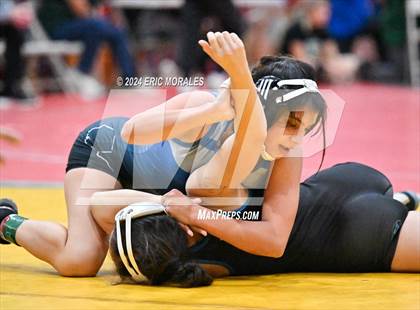 Thumbnail 2 in CIF SDS Masters Tournament photogallery.