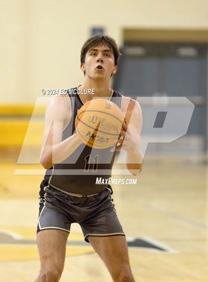 Thumbnail 2 in Peninsula vs Fountain Valley (Pirate Shootout Tournament) photogallery.