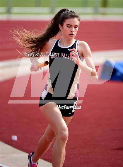 Thumbnail 1 in Eagle Classic Relays photogallery.