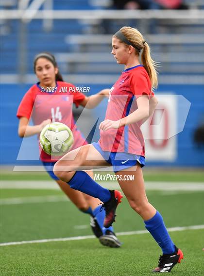 Thumbnail 2 in Leander vs. College Station (Georgetown Governor's Cup) photogallery.