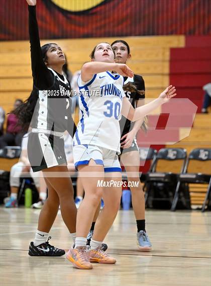 Thumbnail 3 in McNair vs. Rocklin (916 vs. 209 Challenge) photogallery.