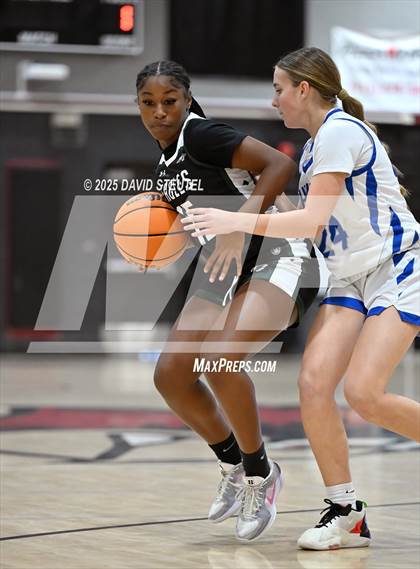 Thumbnail 2 in McNair vs. Rocklin (916 vs. 209 Challenge) photogallery.