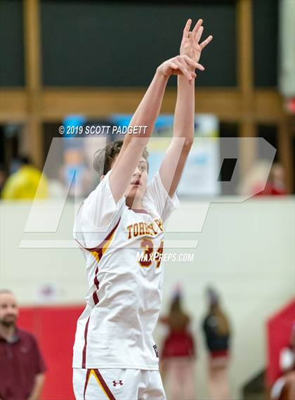 Thumbnail 2 in Mission Bay vs. Torrey Pines (CIF SDS Open Division Semifinal) photogallery.