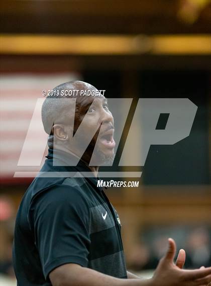 Thumbnail 3 in Mission Bay vs. Torrey Pines (CIF SDS Open Division Semifinal) photogallery.