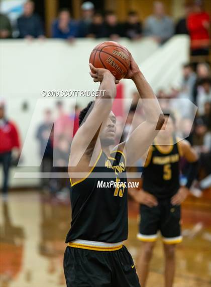 Thumbnail 3 in Mission Bay vs. Torrey Pines (CIF SDS Open Division Semifinal) photogallery.