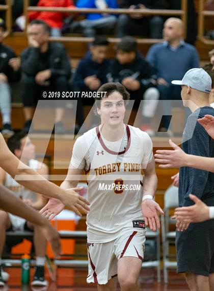 Thumbnail 1 in Mission Bay vs. Torrey Pines (CIF SDS Open Division Semifinal) photogallery.