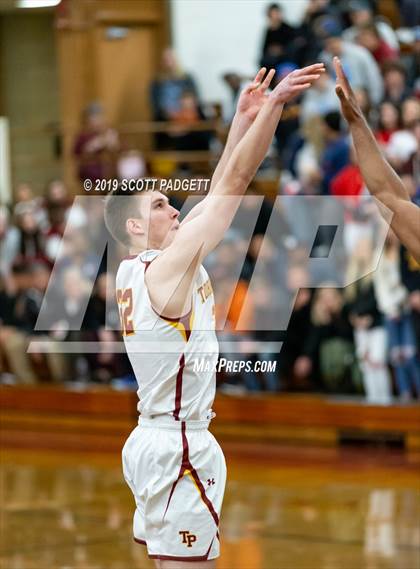 Thumbnail 2 in Mission Bay vs. Torrey Pines (CIF SDS Open Division Semifinal) photogallery.