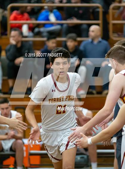 Thumbnail 3 in Mission Bay vs. Torrey Pines (CIF SDS Open Division Semifinal) photogallery.