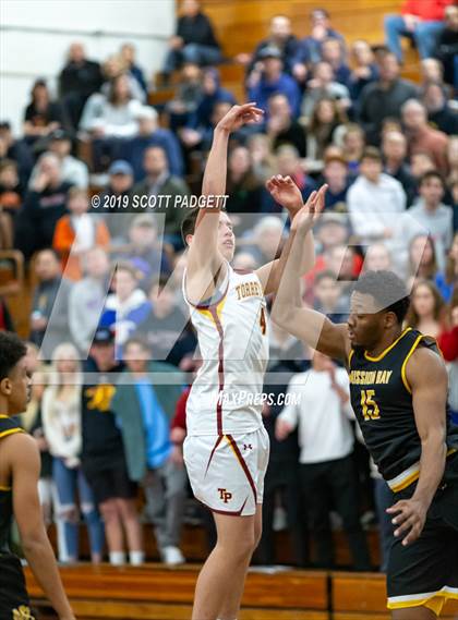 Thumbnail 3 in Mission Bay vs. Torrey Pines (CIF SDS Open Division Semifinal) photogallery.