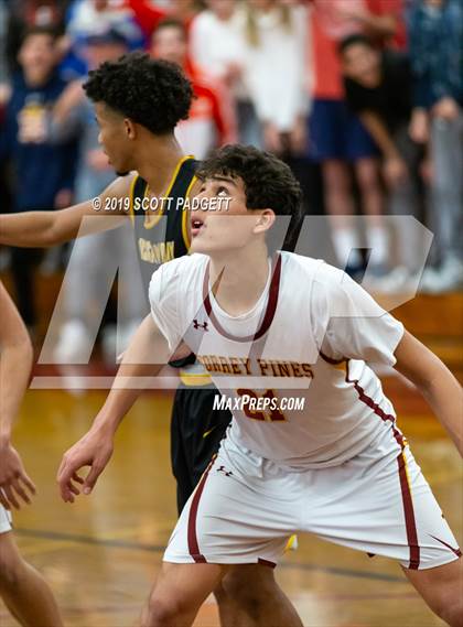 Thumbnail 3 in Mission Bay vs. Torrey Pines (CIF SDS Open Division Semifinal) photogallery.